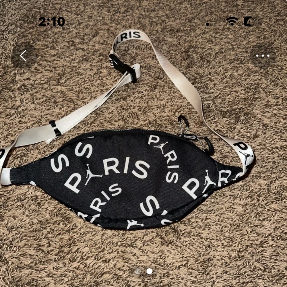 Jordan Black and White Messenger Bag